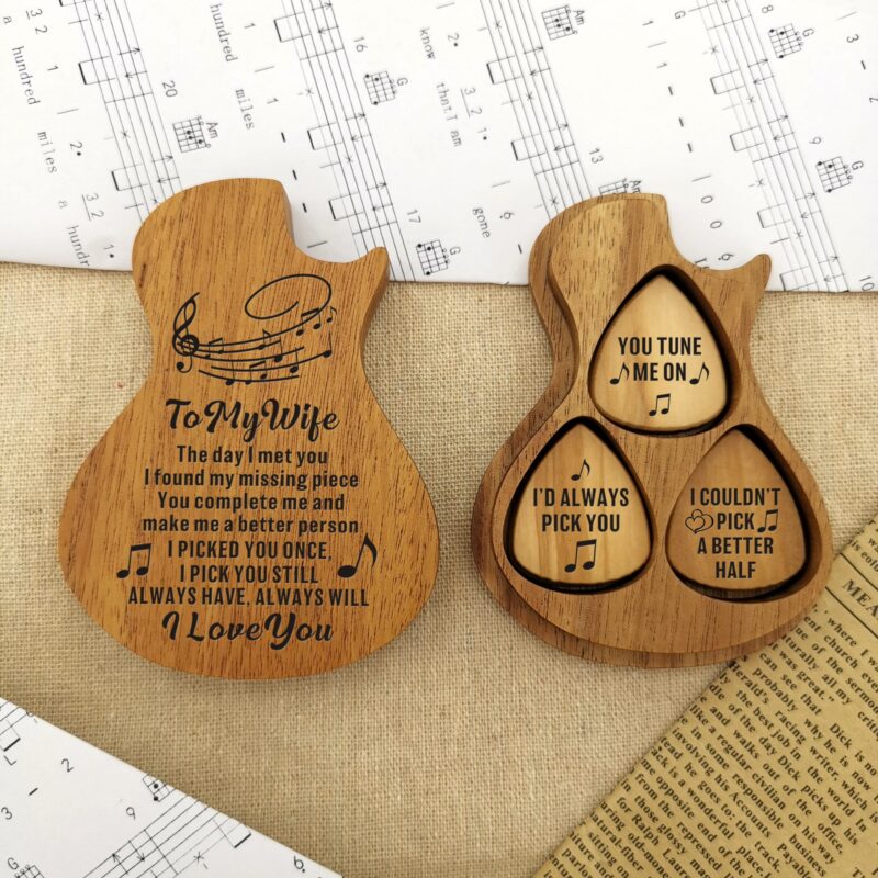 guitar picks to my wife i pick you i love you wood guitar picks with case giveme gifts 16534329229373 scaled