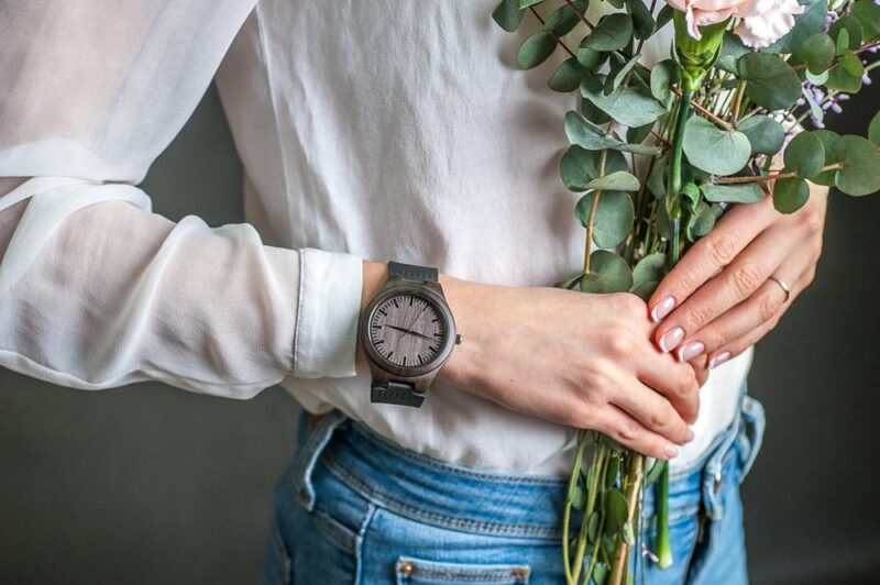 watches for daughter mom to daughter believe in yourself engraved wood watch giveme gifts 4657194729533